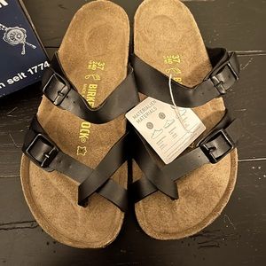 NIB/NWT Mayari Birkenstock size 37